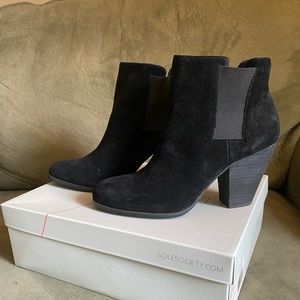 Women’s Sole Society “Lylee” Black Suede Boots - Size 10M